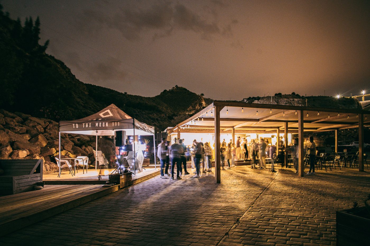Beach bar meal and drinks